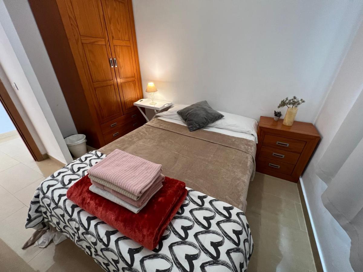 Alcamar Habitacion Privada Con Bano Compartido Cerca Al Mar! Alcala  Bagian luar foto