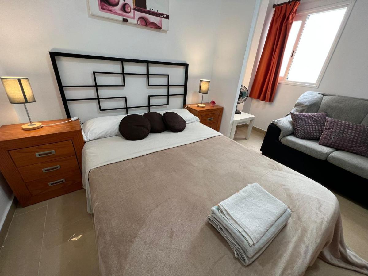 Alcamar Habitacion Privada Con Bano Compartido Cerca Al Mar! Alcala  Bagian luar foto