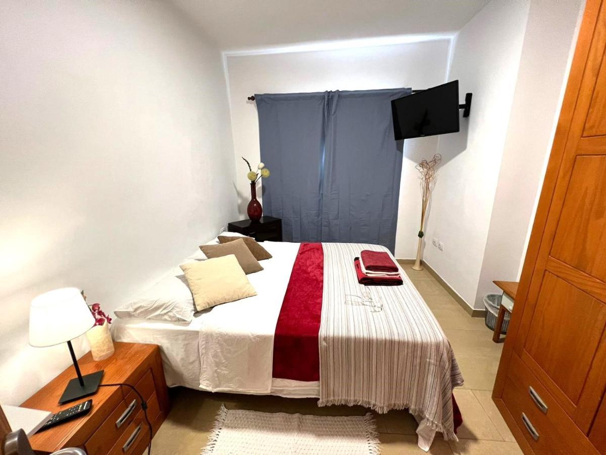 Alcamar Habitacion Privada Con Bano Compartido Cerca Al Mar! Alcala  Bagian luar foto